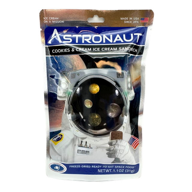 ASTRONAUT COOKIES & CREAM ICE CREAM SANDWICH (USA)
