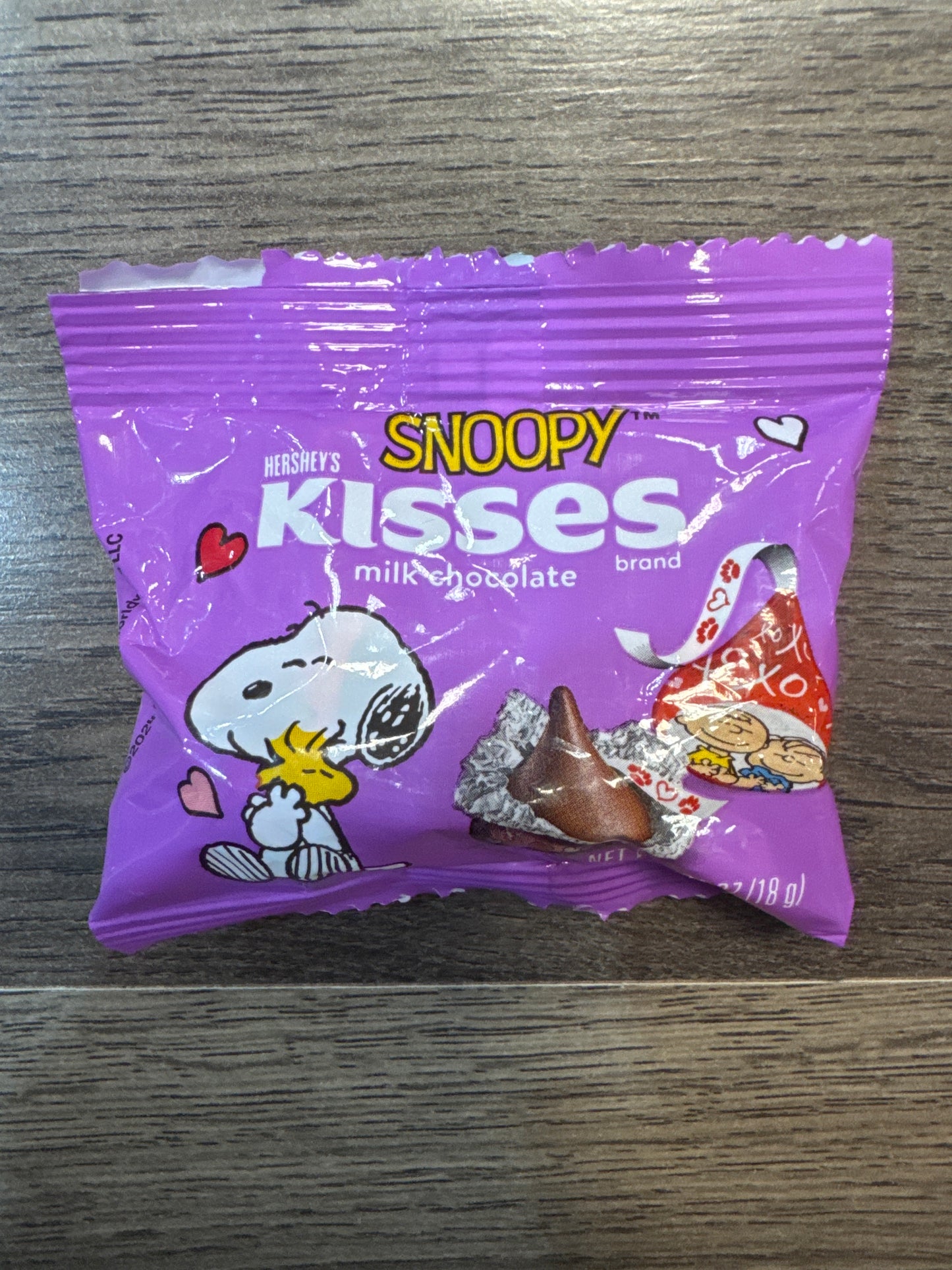 Snoopy Kisses small pack