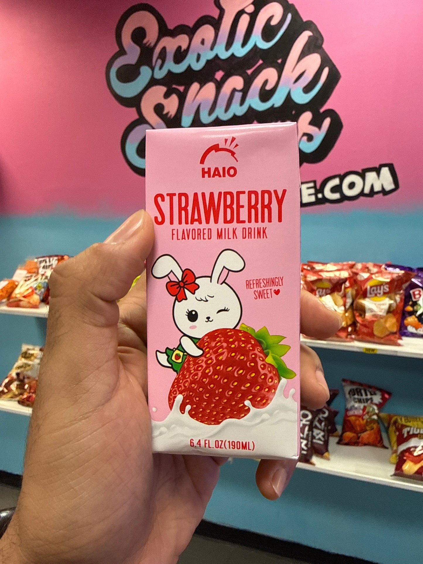 STRAWBERRY FLAVORED MILK, DRINK PRODUCT OF KOREA