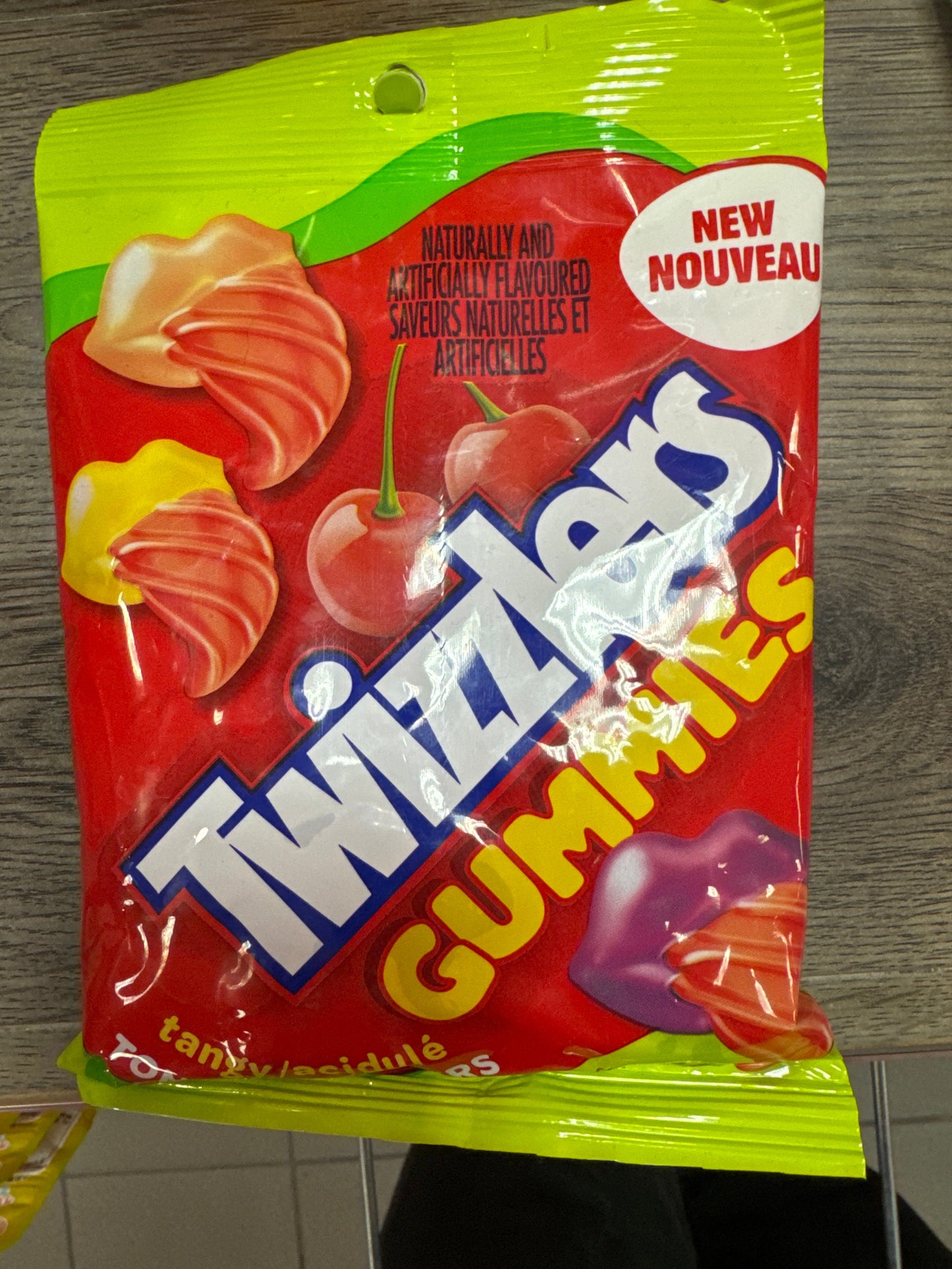 TWIZZLERS GUMMIES (CANADA)