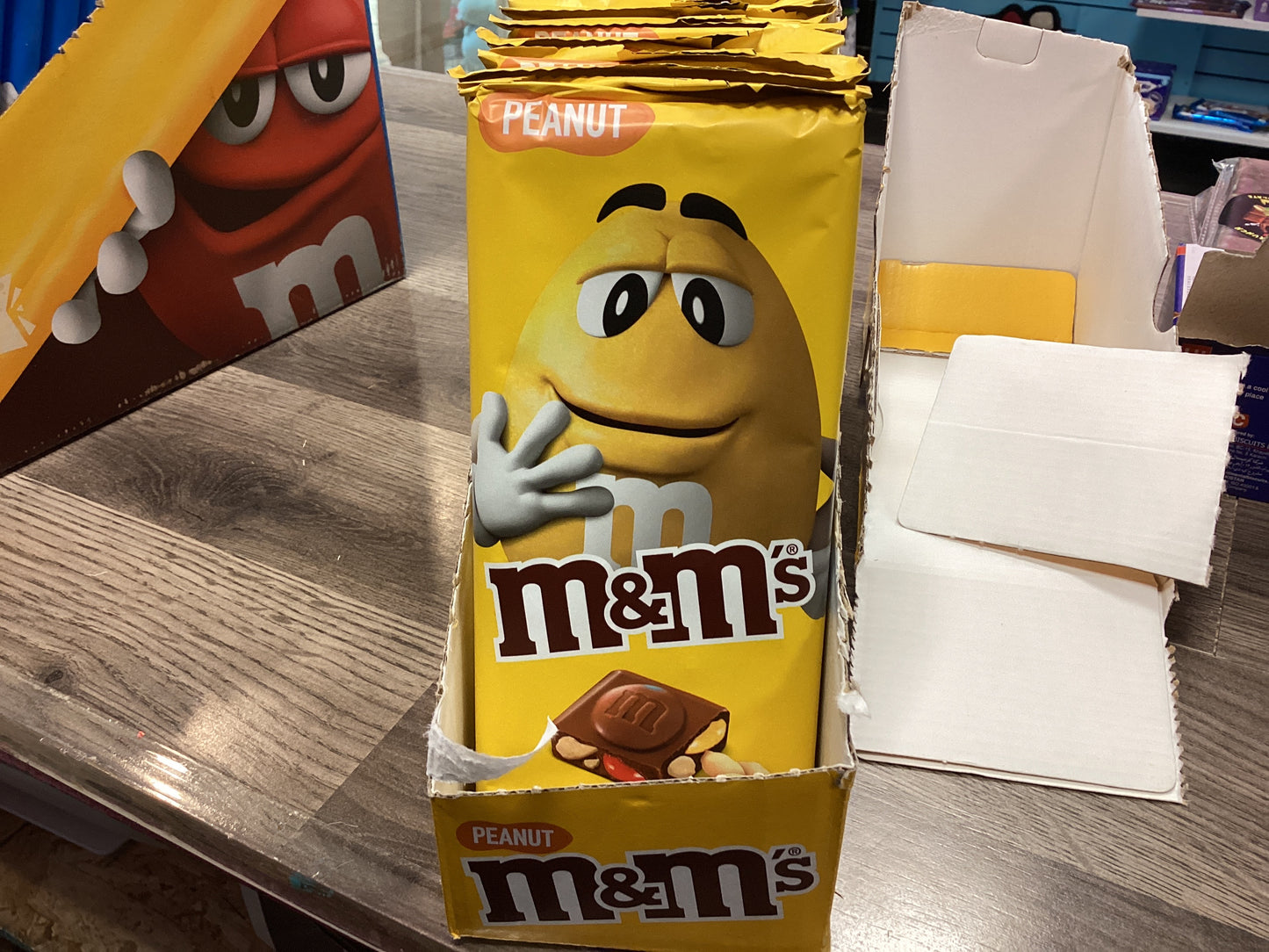 M&M Peanut XL Bar