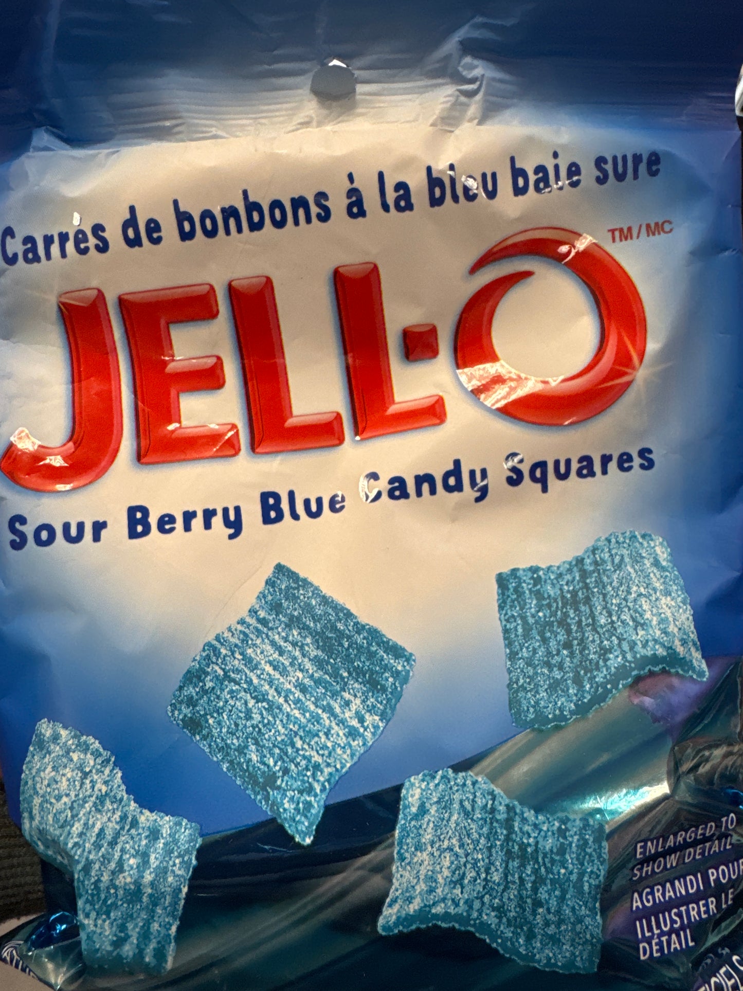 JELL-O sour berry blue candy (USA)