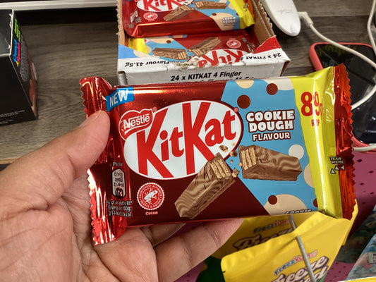 KitKat Cookie Dough Flavour