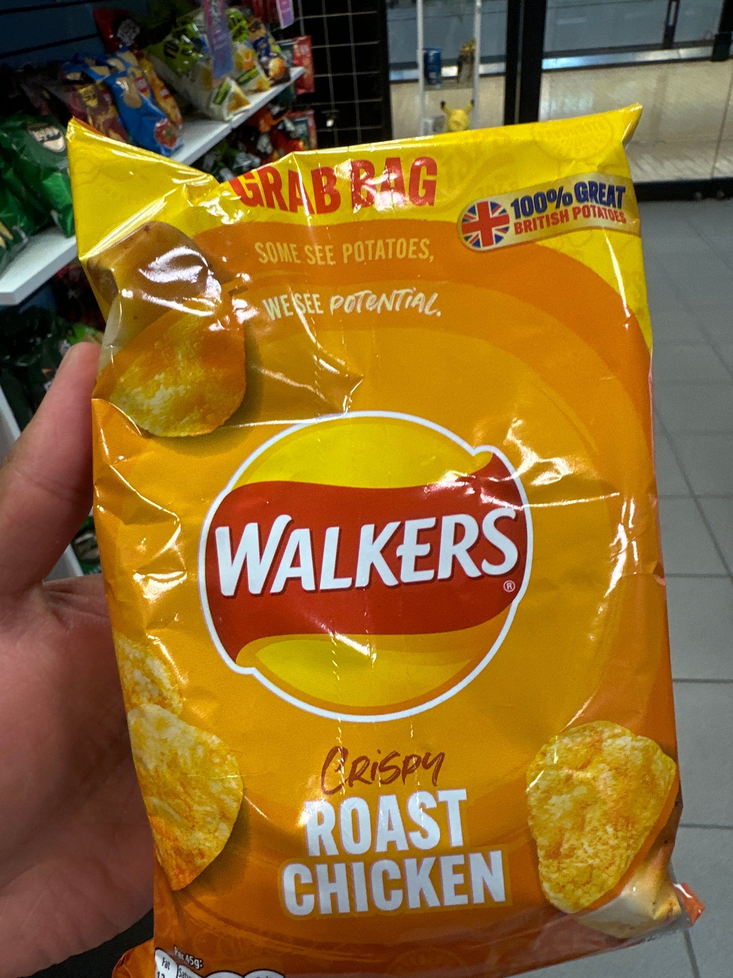 WALKERS CRISPY ROAST CHICKEN (UK)