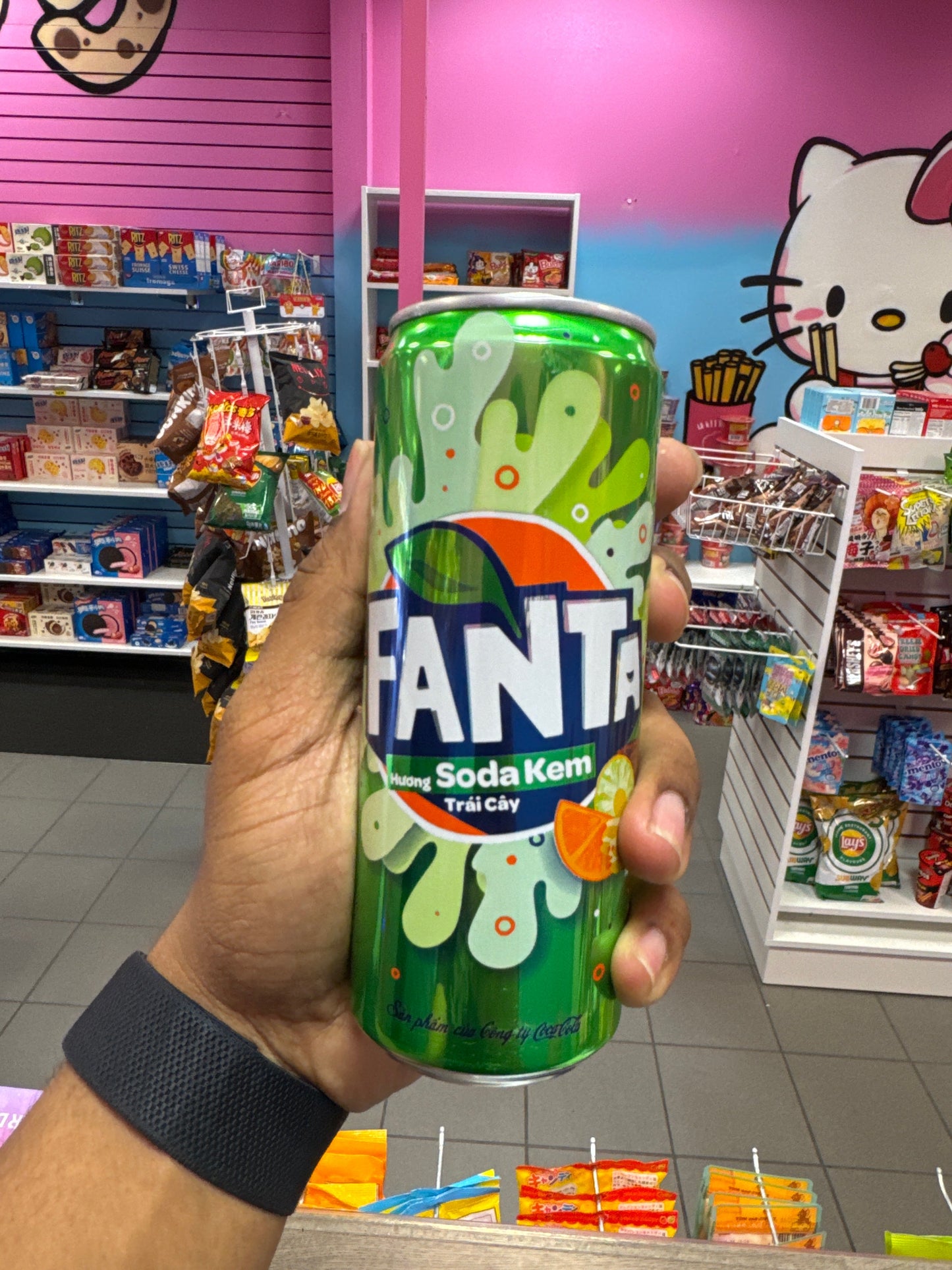 FANTA FRUIT CREAM SODA (VIETNAM)