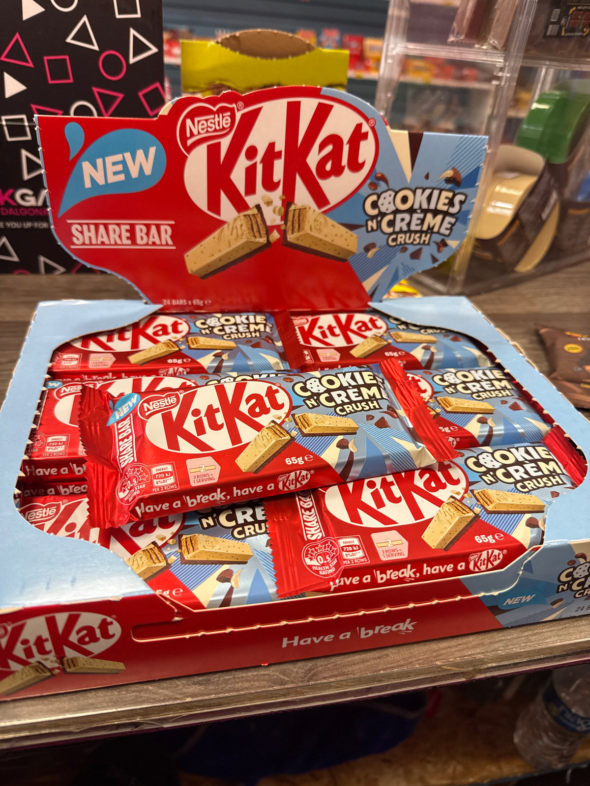NEW KITKAT COOKIES AND CREAM CRUSH PRODUCT OF AUSTRALIA 🇦🇺