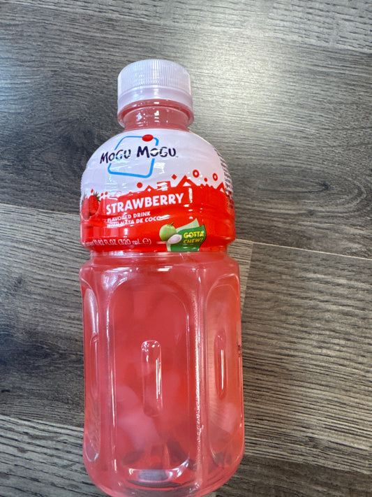 MOGU MOGU Strawberry 10FL OZ (THAILAND)