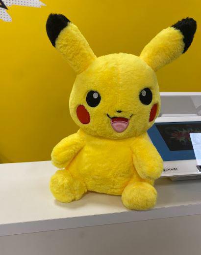 POKEMON PLUSHY (PIKACHU)