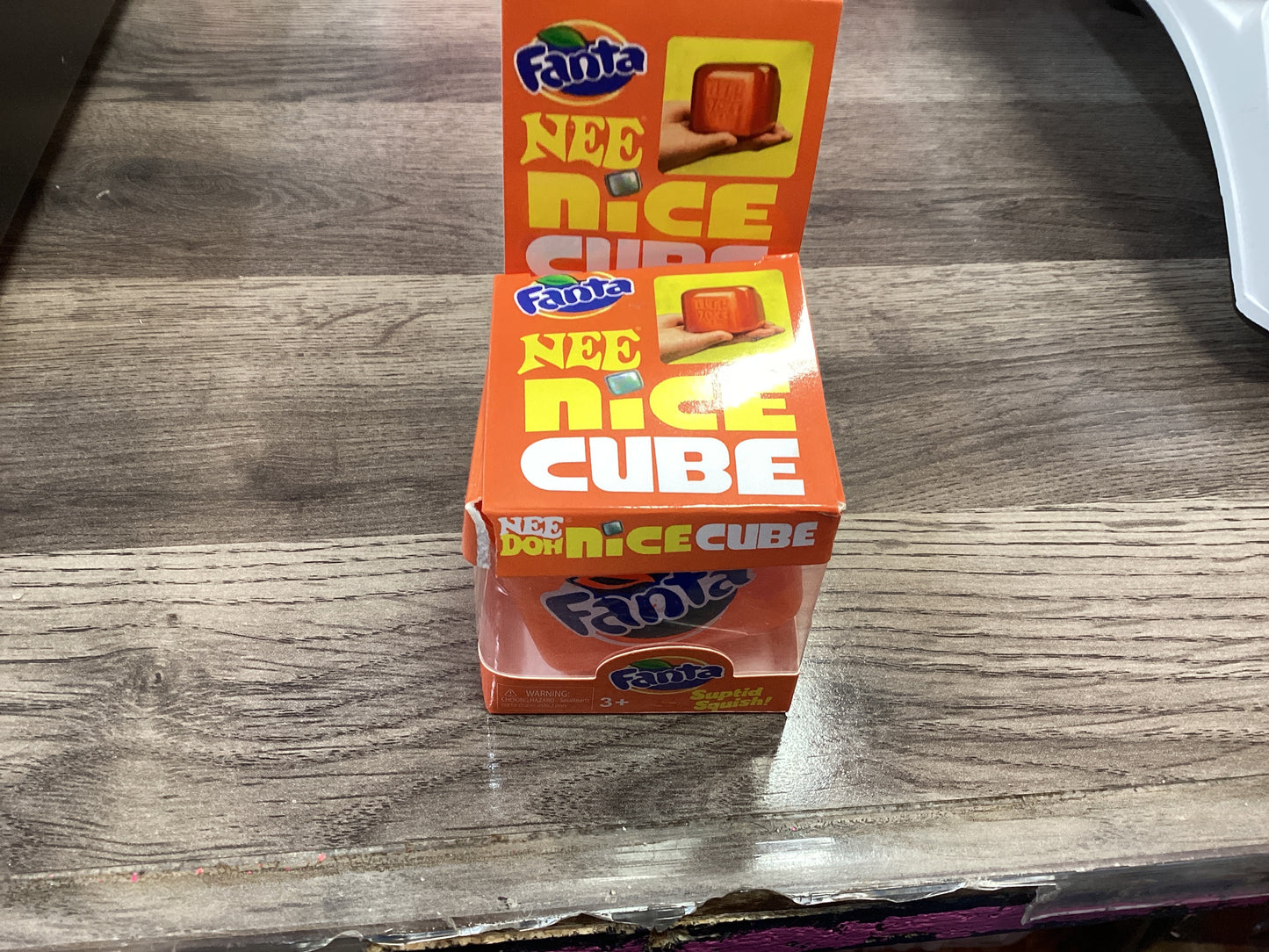 Fanta née cube