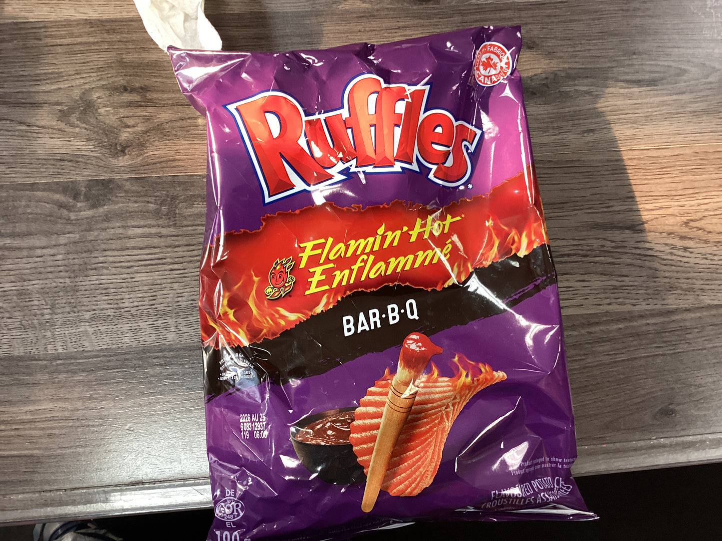 Ruffles flaming hot barbecue