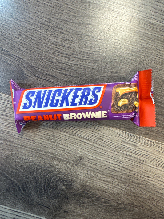 Snickers Peanut Brownie