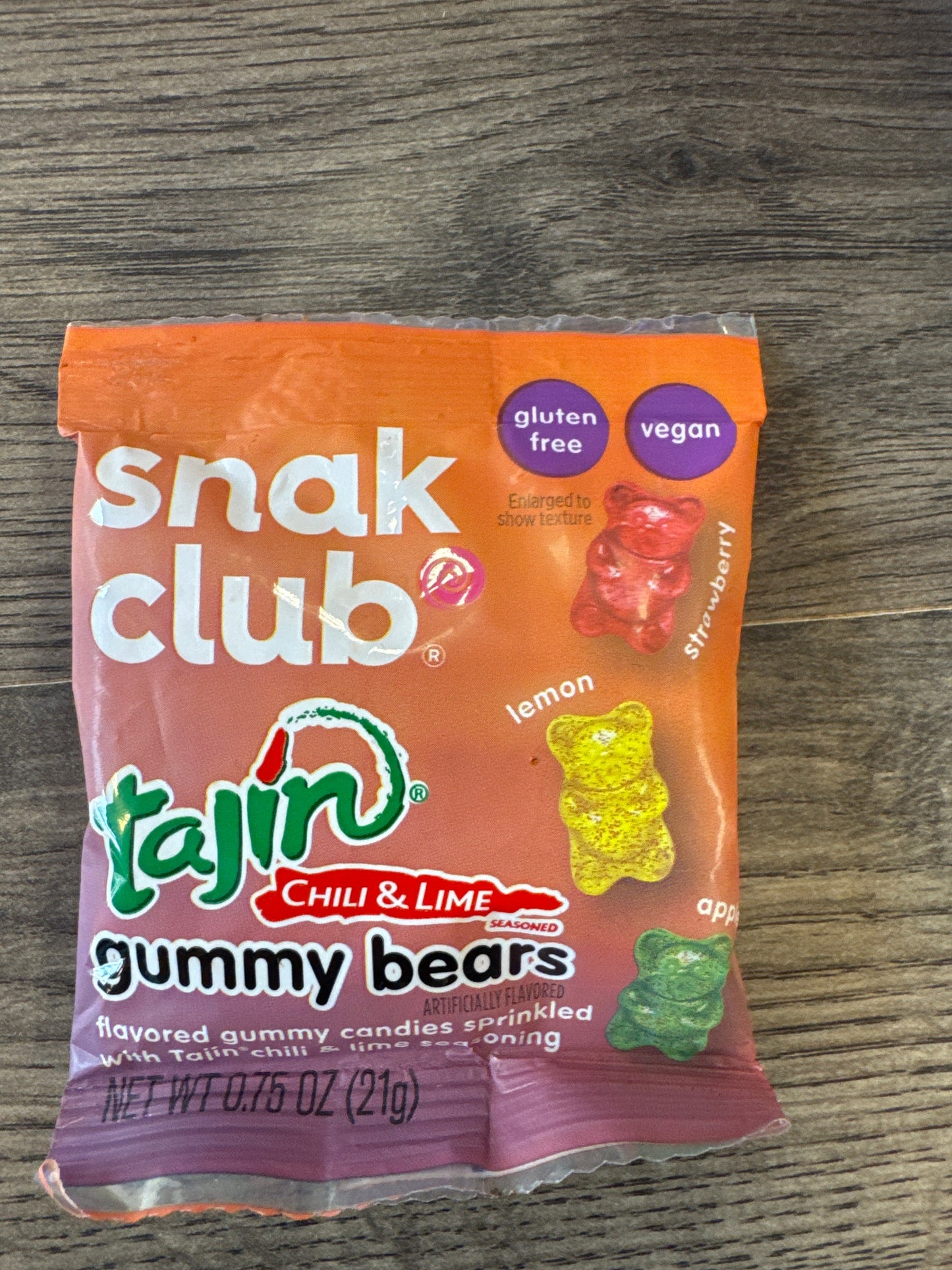 SNACK CLUB TAJIN GUMMY BEARS (USA)