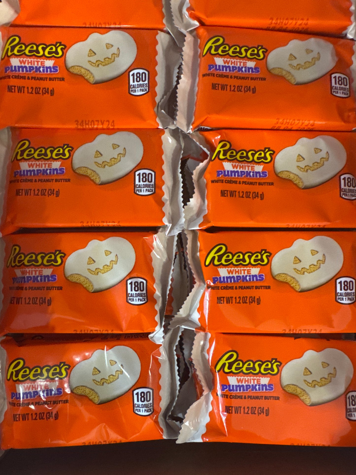 Reese’s White Pumpkins