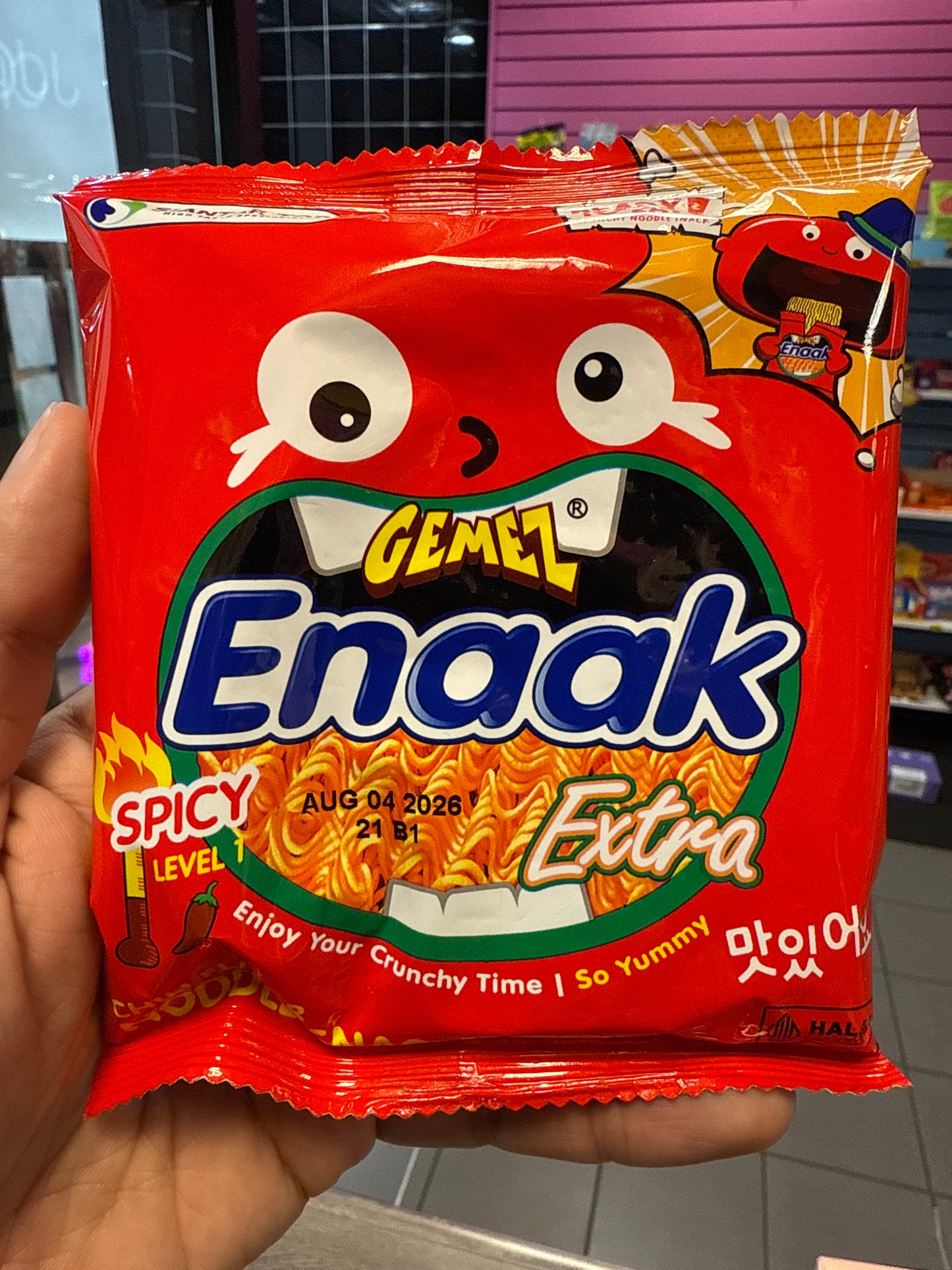 Gemez Enaak Spicy Chili Flavor Noodle Snack