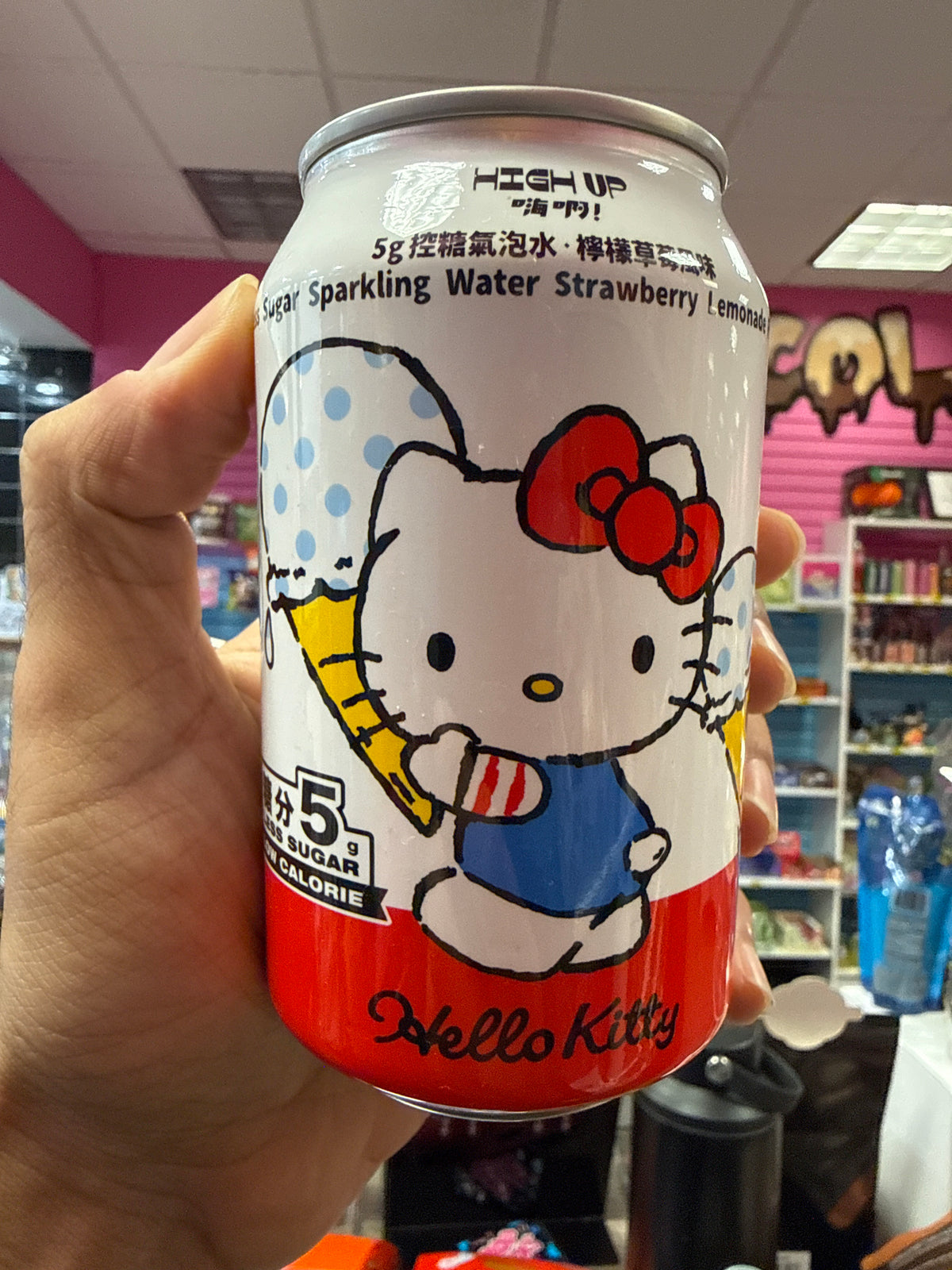 HELLO KITTY, LESS SUGAR, SPARKLING WATER, STRAWBERRY LEMONADE, FLAVOR, PRODUCT OF TAIWAN 🇹🇼