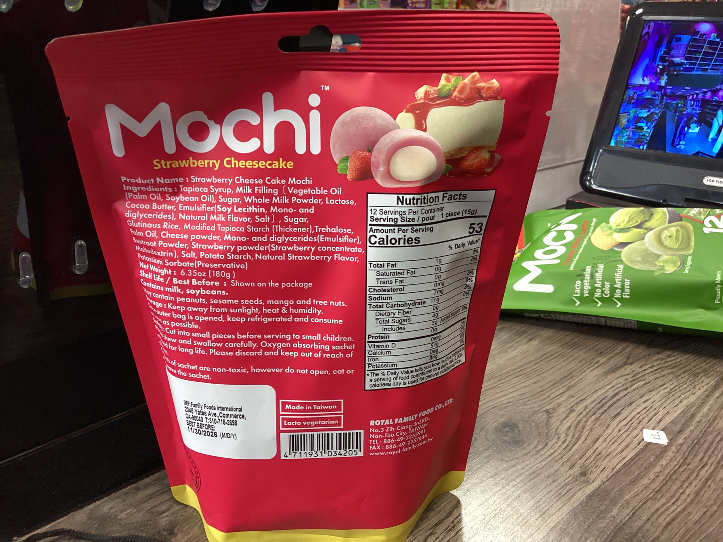 Mochi Strawberry Cheesecake