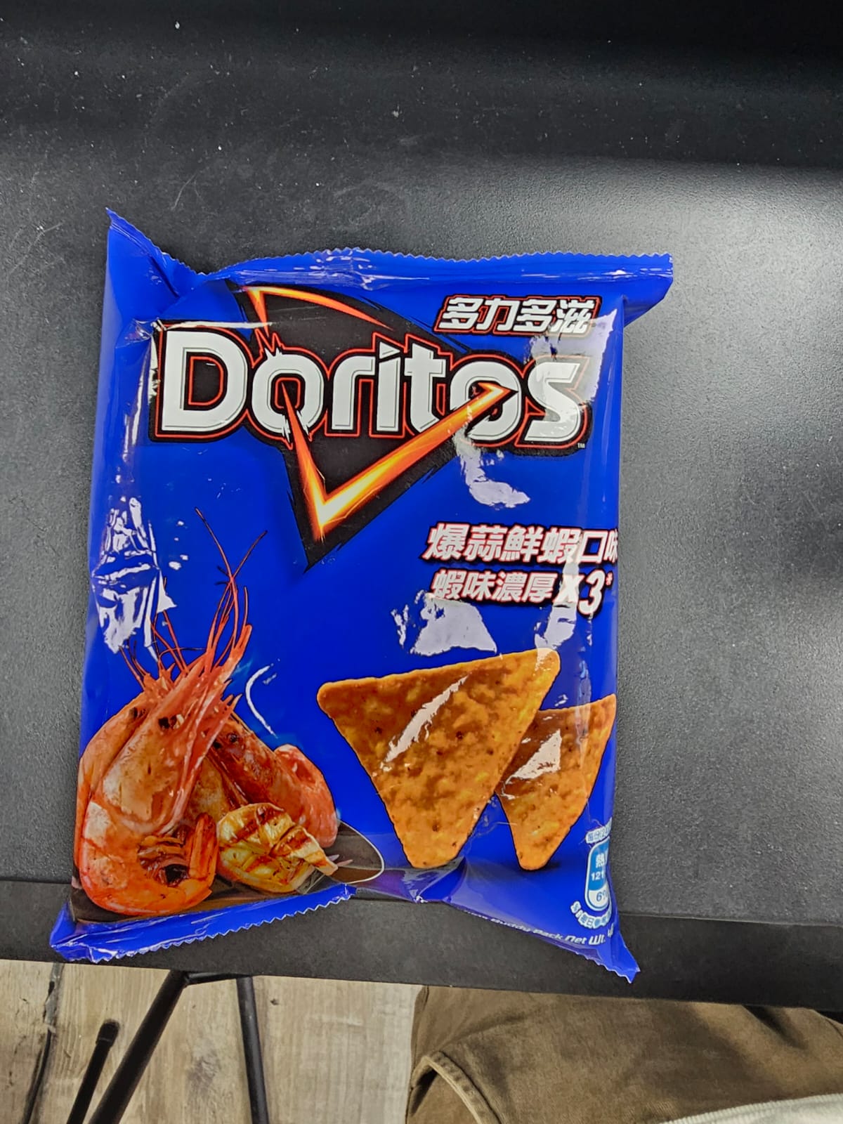 DORITOS PEPPER & GARLIC SHRIMP CORN CHIPS (TAIWAN)