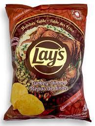 LAY'S TURKEY DINNER CHIPS 66g (CANADA)